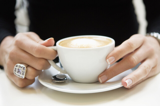 SUNN EFFEKT: Drikker du opp til fem kopper filterkaffe om dagen skal det ha en positiv effekt på kroppen. Foto: Scanpix SUNN EFFEKT: Drikker du opp til fem kopper filterkaffe om dagen skal det ha en positiv effekt på kroppen. Foto: Scanpix